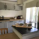 La Petite Maison Blanche Country house *